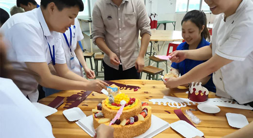 生日關(guān)懷，龍德有愛